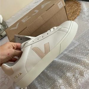 Vega Mens Campo leather Sneaker